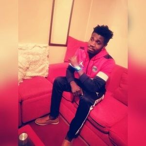 Meet your Posher, Vanel